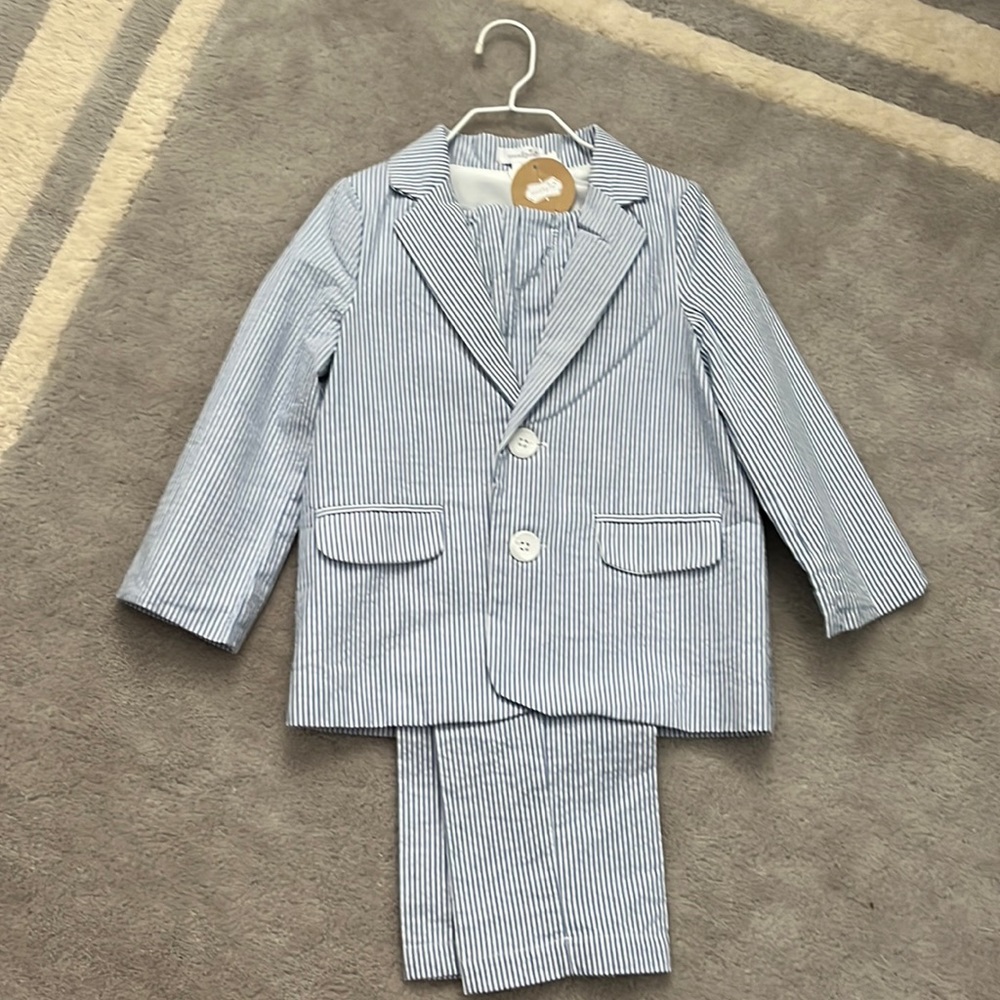5t boys mudpie seersucker suit- new with tags